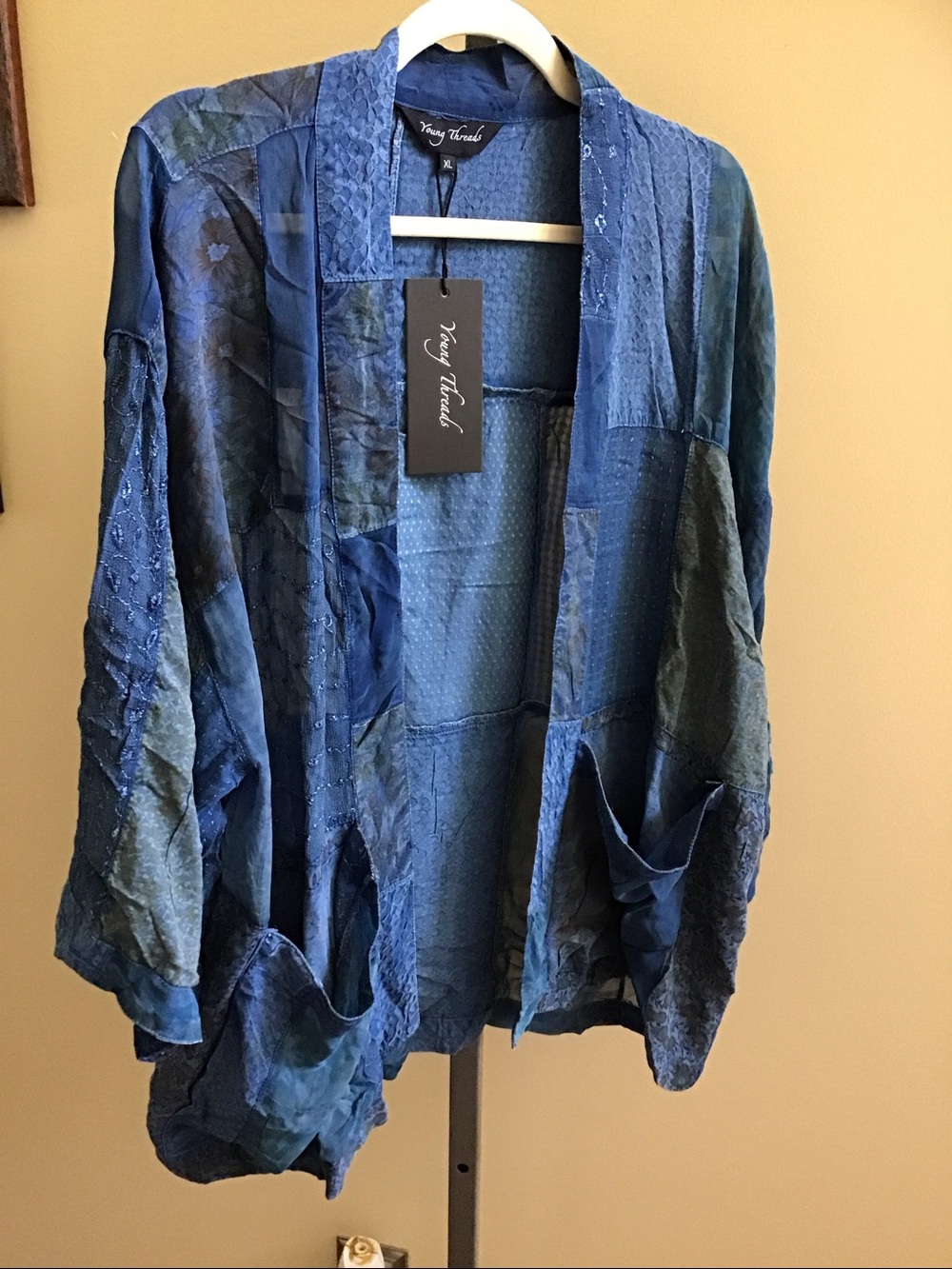 YOUNG THREADS NWT Kimono Blue Multi Colors Lightweight Size X Large